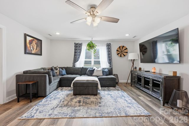 4701 Trostan Turn Turn, Kannapolis, NC 28081