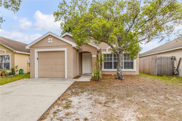 5546 REGAL OAK CIRCLE, Orlando, FL 32810
