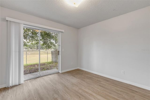 5546 REGAL OAK CIRCLE, Orlando, FL 32810