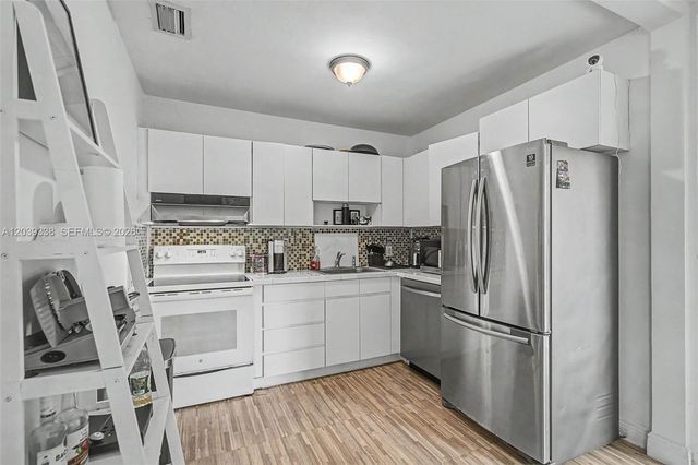 702 Boabadilla, Coral Gables, FL 33134