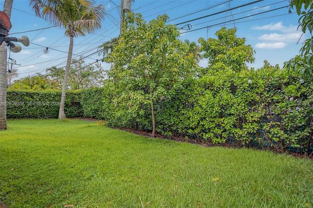 702 Boabadilla, Coral Gables, FL 33134