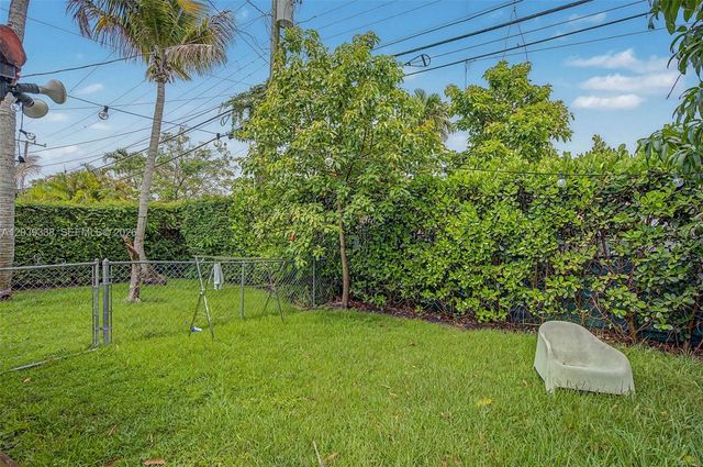 702 Boabadilla, Coral Gables, FL 33134