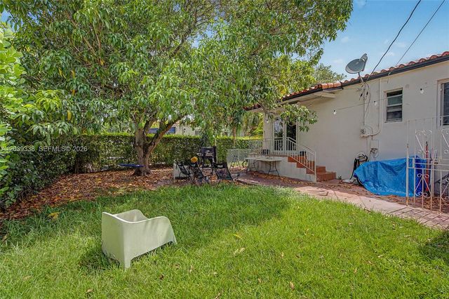 702 Boabadilla, Coral Gables, FL 33134