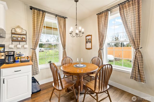 981 W Hendrickson Road, Sequim, WA 98382