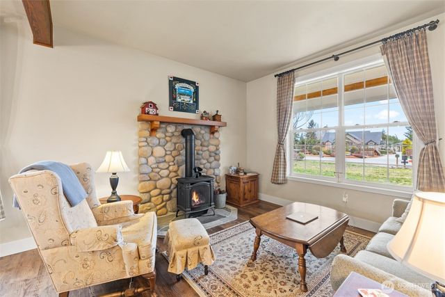 981 W Hendrickson Road, Sequim, WA 98382