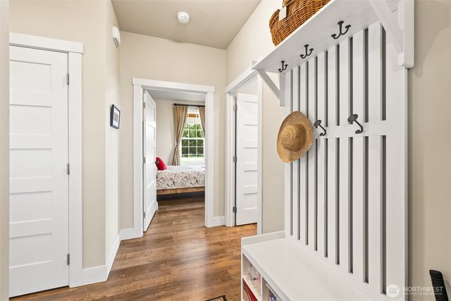 981 W Hendrickson Road, Sequim, WA 98382