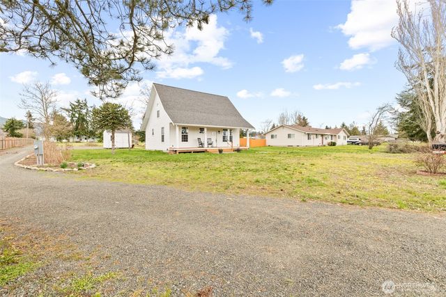 981 W Hendrickson Road, Sequim, WA 98382