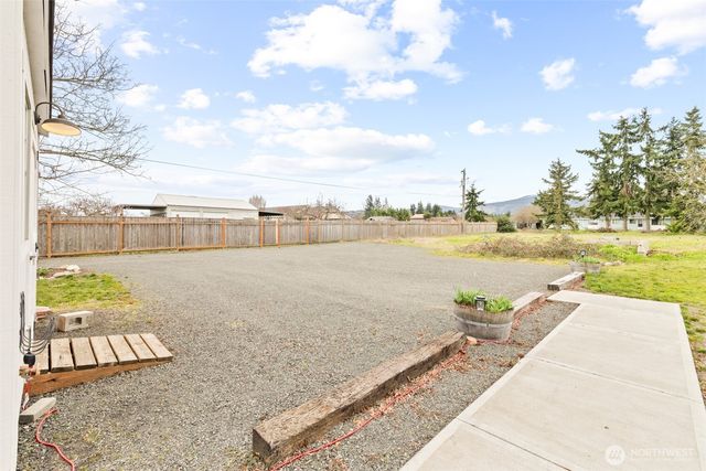 981 W Hendrickson Road, Sequim, WA 98382