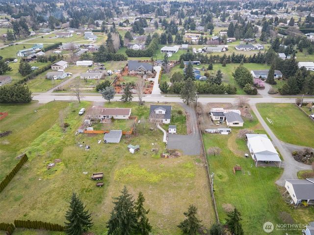 981 W Hendrickson Road, Sequim, WA 98382