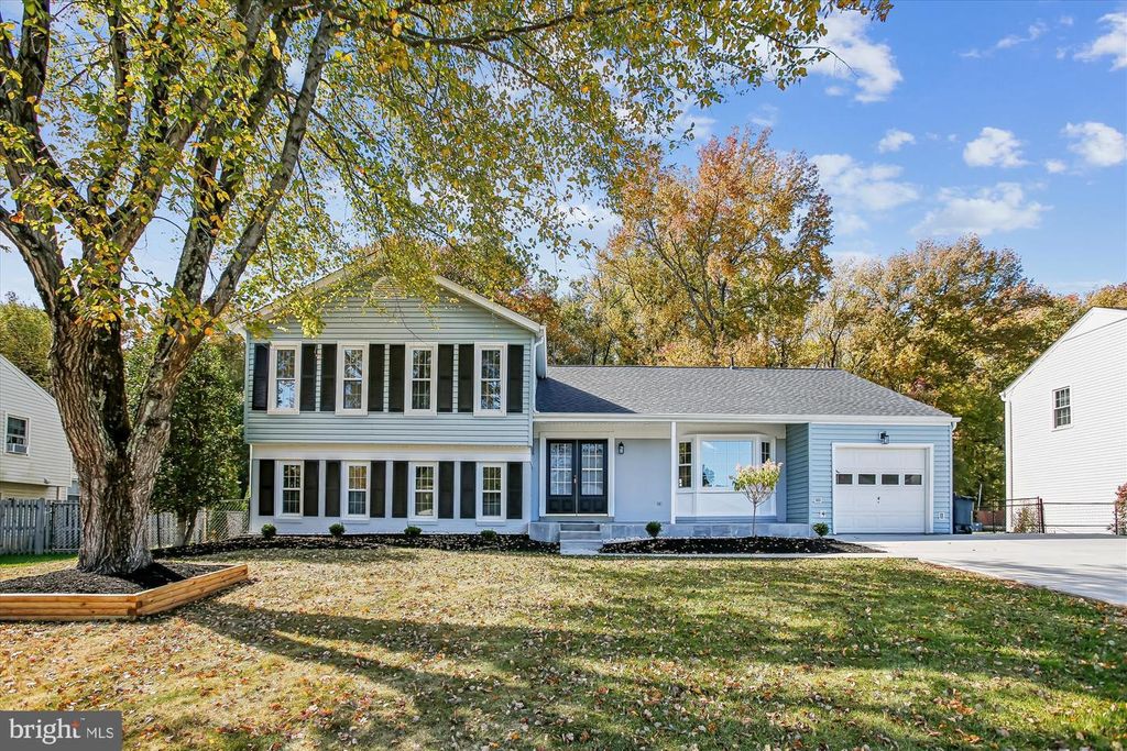 8218 ORVILLE, Alexandria, VA 22309