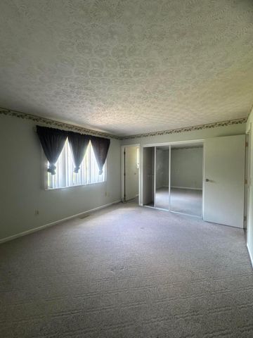 6017 Rosewood Place, Fairfield, OH 45014