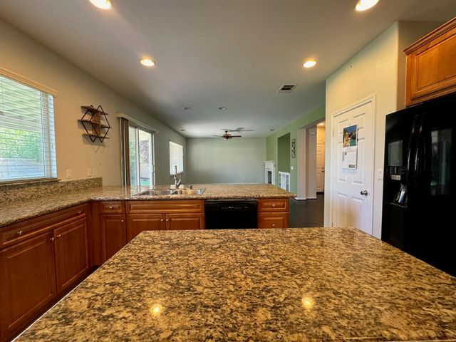 3701 Pondera Street, Lancaster, CA 93536