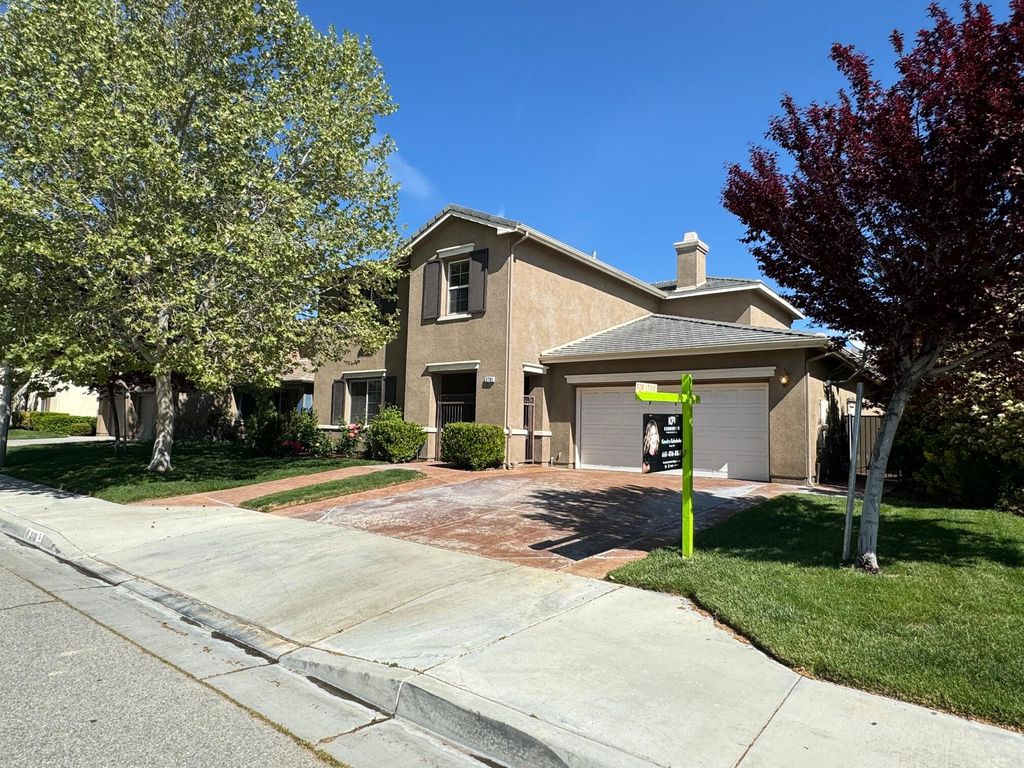 3701 Pondera Street, Lancaster, CA 93536