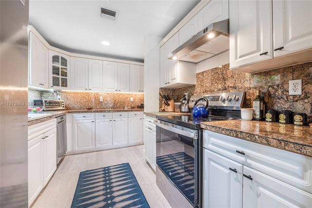 3124 Jackson Ave 1, Miami, FL 33133