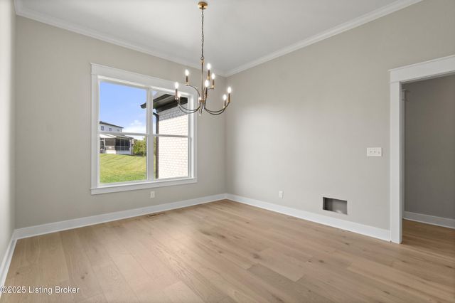 13424 Riggs Lake Ln, Louisville, KY 40299