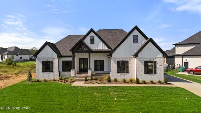 13424 Riggs Lake Ln, Louisville, KY 40299