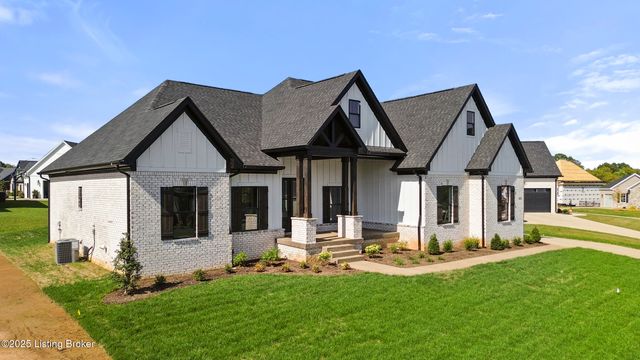 13424 Riggs Lake Ln, Louisville, KY 40299