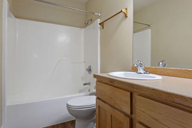 973 E Cascade Avenue, Sisters, OR 97759