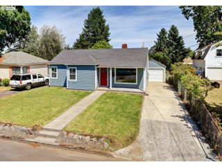 1637 HAWTHORNE St, Forest Grove, OR 97116