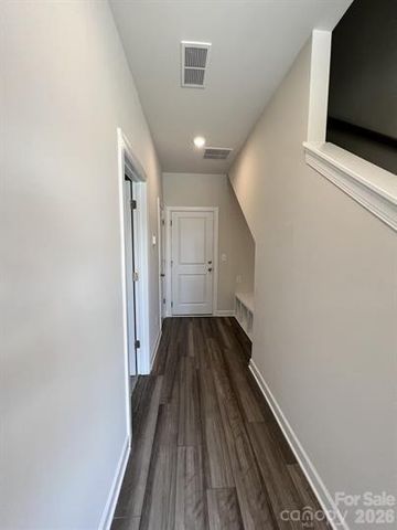 3754 Memorial Parkway, Charlotte, NC 28217