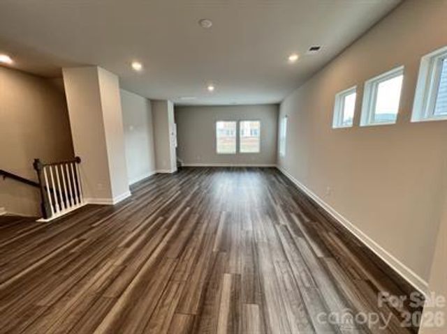 3754 Memorial Parkway, Charlotte, NC 28217