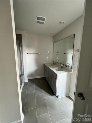 3754 Memorial Parkway, Charlotte, NC 28217