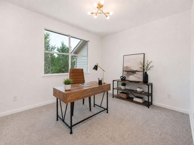 512 Eberhart LN 1205, Austin, TX 78745