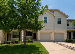 512 Eberhart LN 1205, Austin, TX 78745