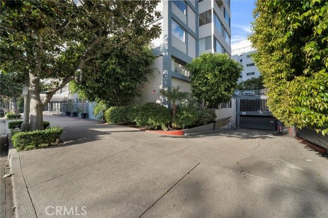 969 Hilgard, Los Angeles, CA 90024