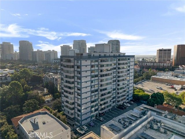 969 Hilgard, Los Angeles, CA 90024