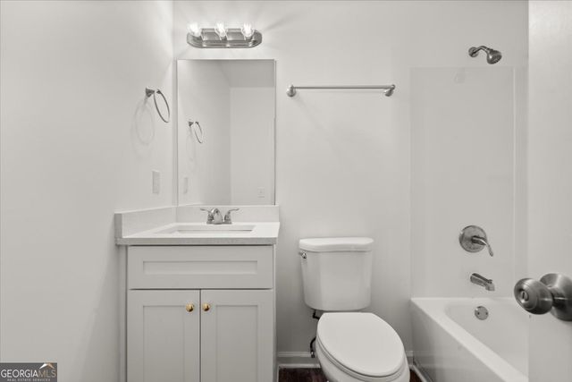 35 E Boxwood Drive SE, Cartersville, GA 30121