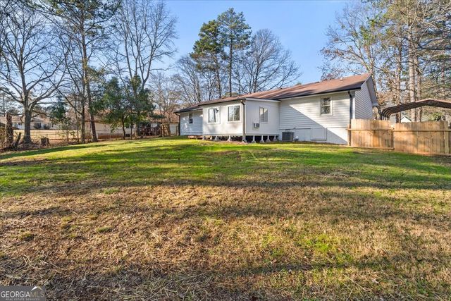 35 E Boxwood Drive SE, Cartersville, GA 30121