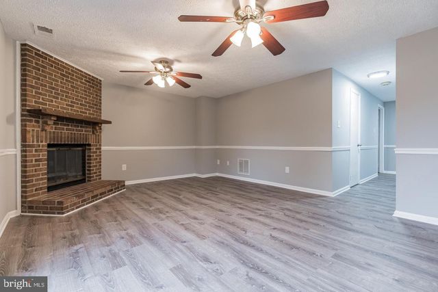 14365 WATERY MOUNTAIN CT, Centreville, VA 20120