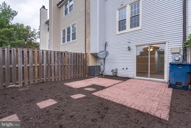 14365 WATERY MOUNTAIN CT, Centreville, VA 20120