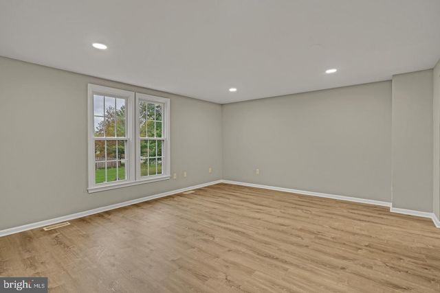 14365 WATERY MOUNTAIN CT, Centreville, VA 20120