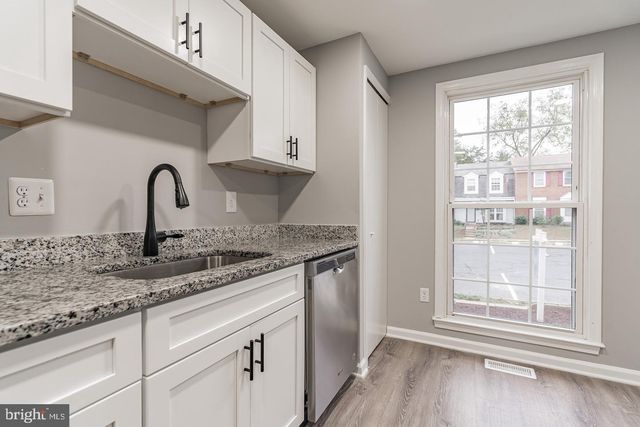 14365 WATERY MOUNTAIN CT, Centreville, VA 20120