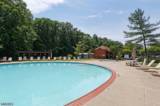 44 Hickory Hill Ct, Rockaway Twp., NJ 07866