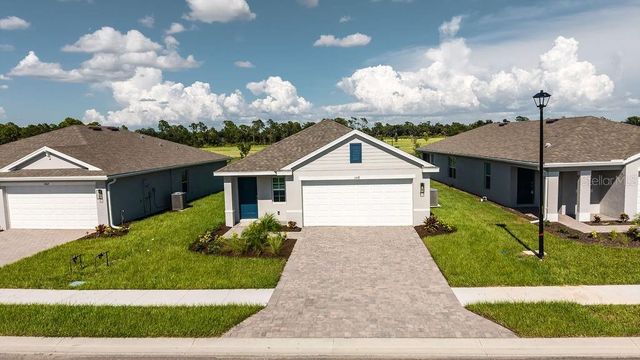 1469 HARMON DR, Port Charlotte, FL 33953