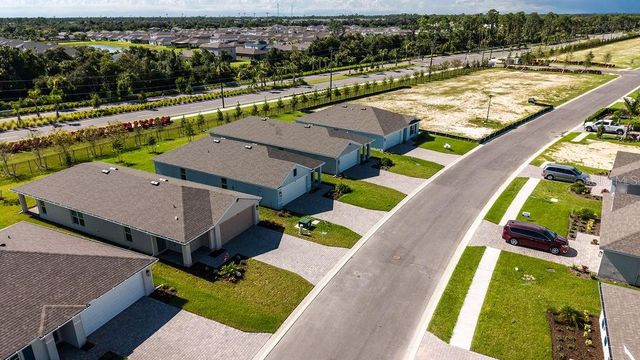 1469 HARMON DR, Port Charlotte, FL 33953