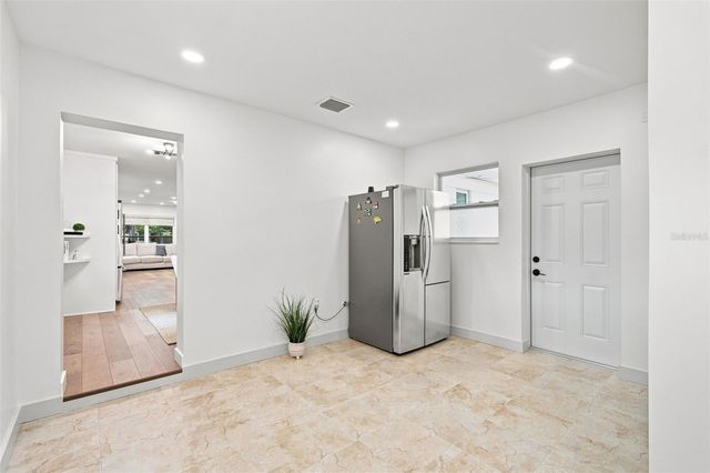 3745 1ST AVENUE N, St Petersburg, FL 33713