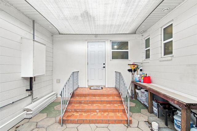 3745 1ST AVENUE N, St Petersburg, FL 33713