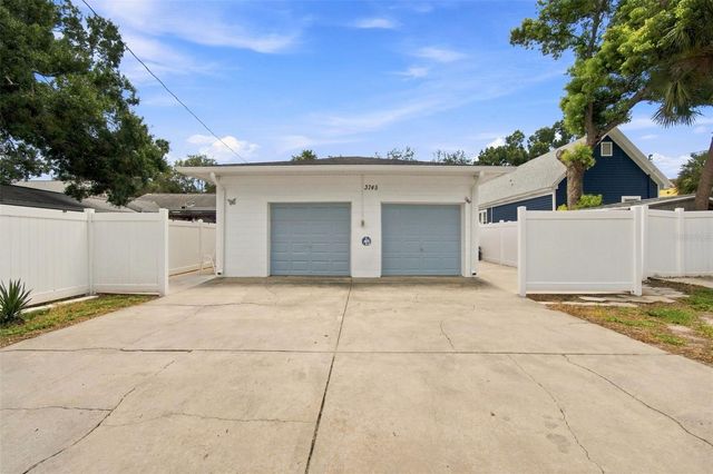 3745 1ST AVENUE N, St Petersburg, FL 33713