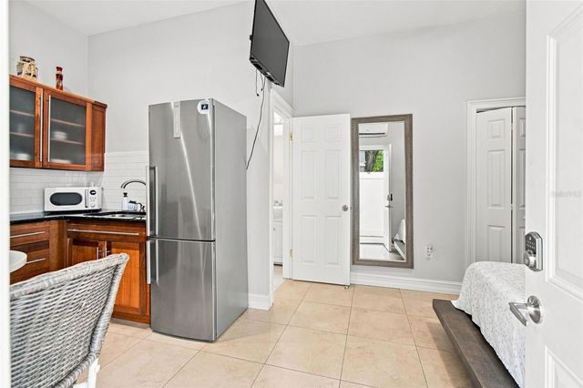 3745 1ST AVENUE N, St Petersburg, FL 33713