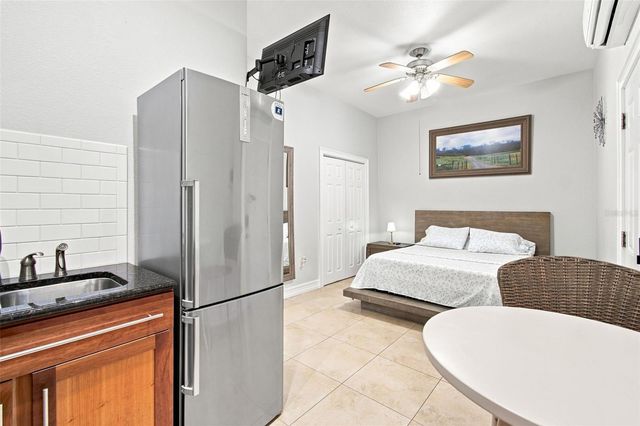 3745 1ST AVENUE N, St Petersburg, FL 33713