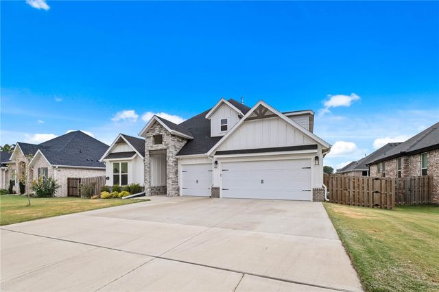 2104 Crandall Road, Pea Ridge, AR 72751
