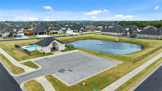 2104 Crandall Road, Pea Ridge, AR 72751