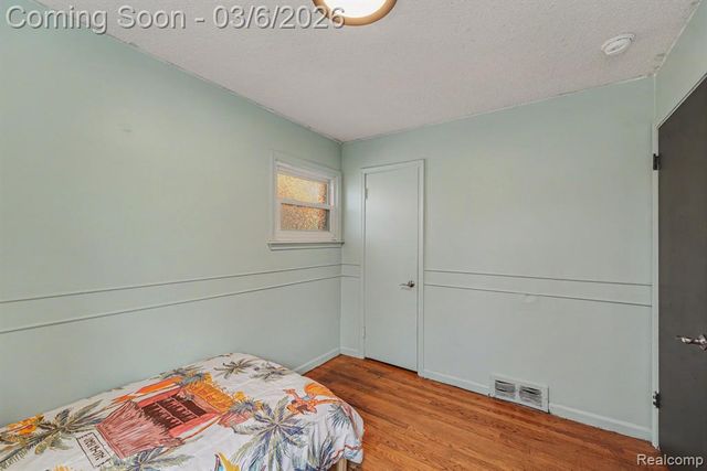 112 Brentwood Street, Inkster, MI 48141