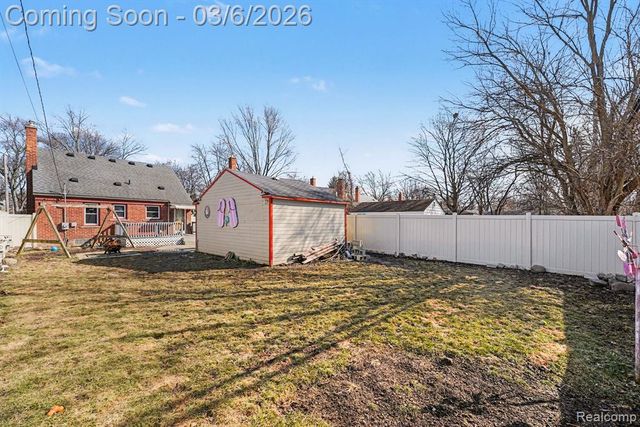 112 Brentwood Street, Inkster, MI 48141