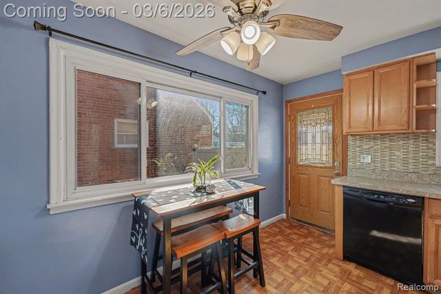 112 Brentwood Street, Inkster, MI 48141