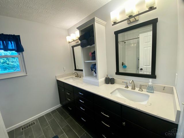 6446 Windlake Court, Fairfield Twp, OH 45011